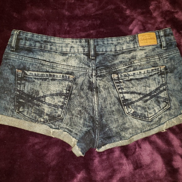 Distressed Bleached Shorts - Picture 2 of 3